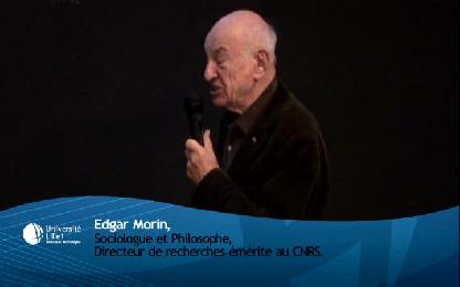 Remise des insignes de Chevalier dans l&#8217;Ordre National du Mérite à Nabil El-Haggar