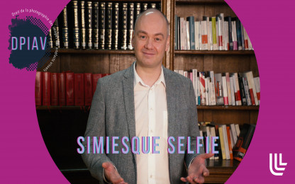 Simiesque selfie