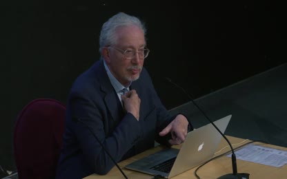 Controverse autour de l&#39;infini mathématique : le multivers ensembliste